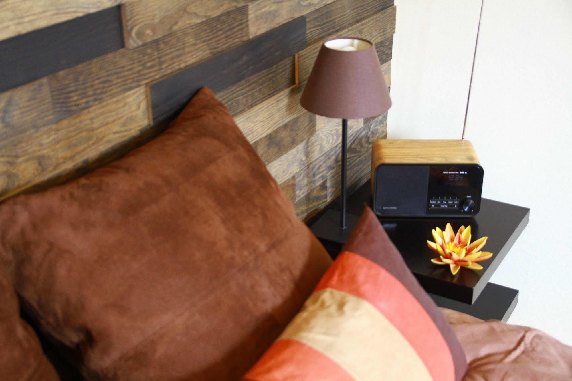 Bed and Breakfast La Vela Peille Екстер'єр фото